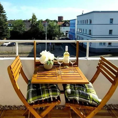 Prázdninový dům Spacious Near The Sea *